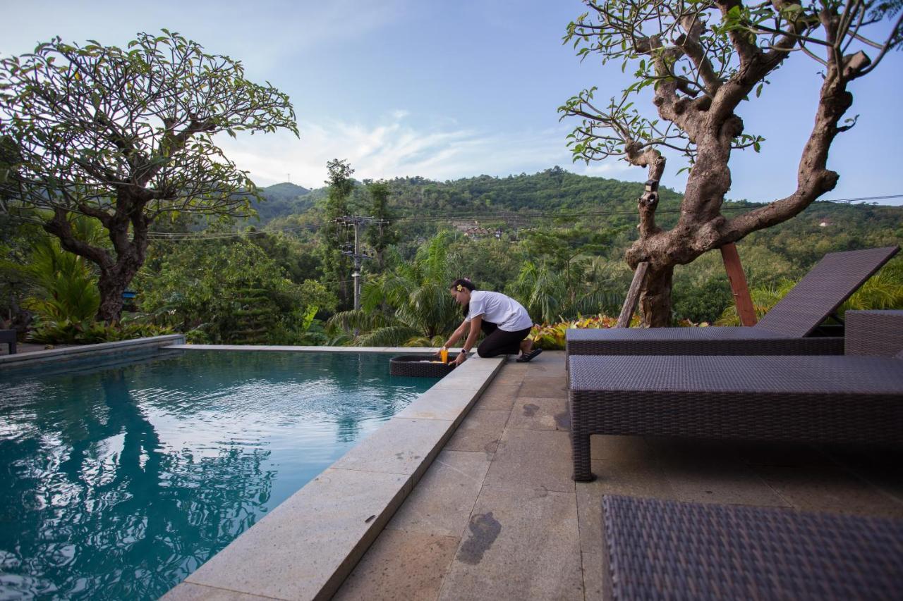 Klumpu Hill Villas Nusa Penida Batumadeg Exterior foto