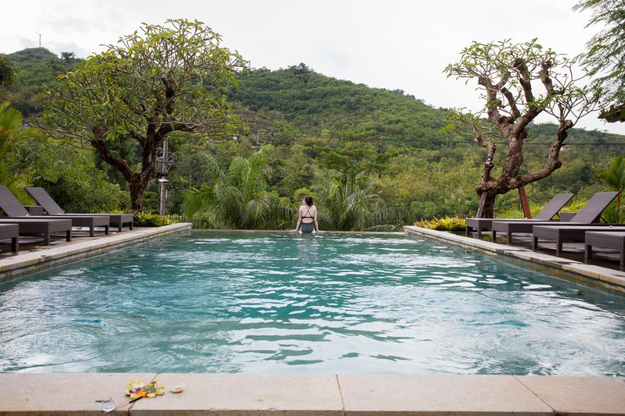 Klumpu Hill Villas Nusa Penida Batumadeg Exterior foto