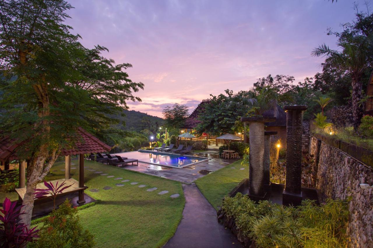 Klumpu Hill Villas Nusa Penida Batumadeg Exterior foto