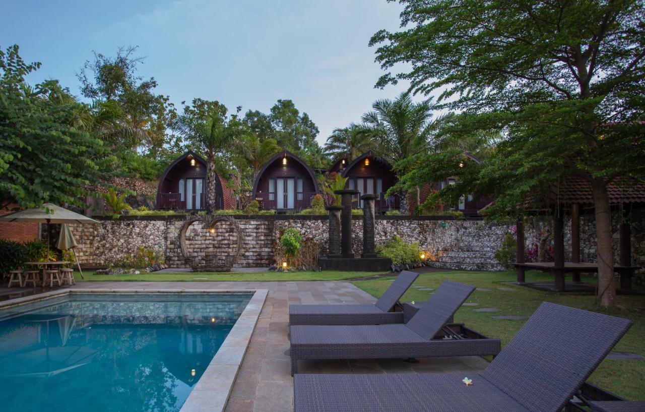 Klumpu Hill Villas Nusa Penida Batumadeg Exterior foto